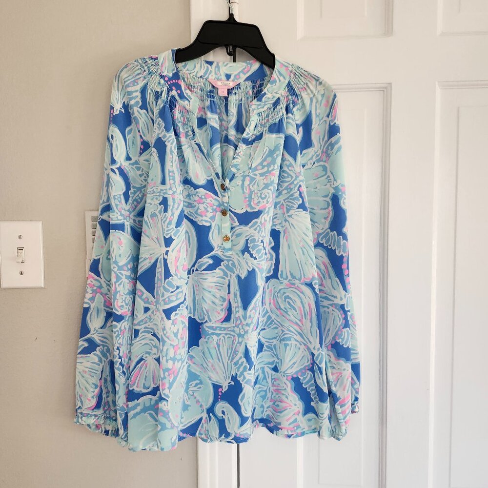 Perfect condition Lilly Pulitzer Elsa silk top